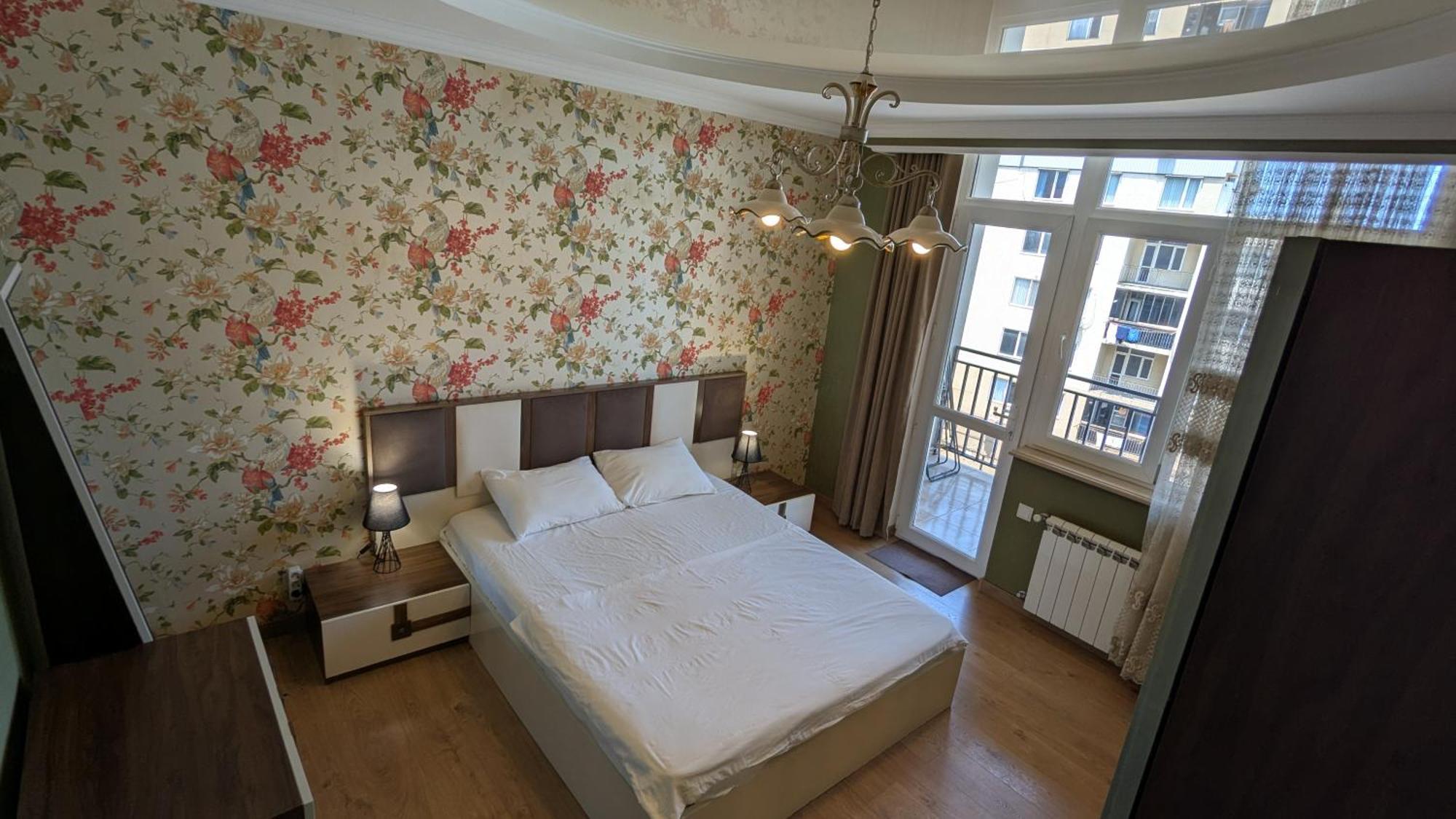 Sunrise apartment batumi Bagian luar foto